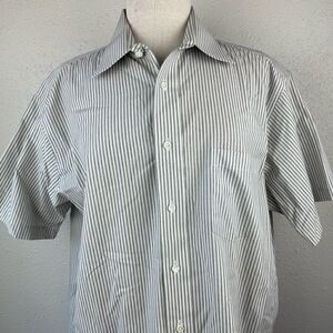 Claybrooke Wrinkle Free Short Sleeve Button Down Shirt Size 16.5 Neck EUC